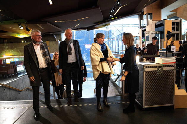 Kulturminister Joy Mogensen (S) ankommer. Programmet for markeringen af Genforeningen praesenteres paa et pressemoede i Koncerthuset i Koebenhavn, onsdag den 8. januar 2020.100-aaret vil blandt andet blive markeret med mere end 900 aktiviteter over hele landet, heriblandt Koebenhavn, Soroe, Hoersholm, Faaborg, Aarhus, Aalborg, Lemvig og i Soenderjylland samt syd for graensen.. , Copenhagen Denmark Copyright: RitzauxScanpix IdaxGuldbaekxArentsenx cop102 spdk20200108-155038-L