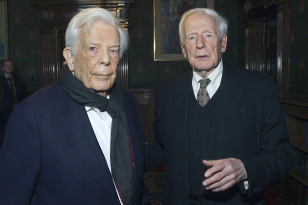 Christoph von Dohnanyi mit Bruder Klaus von Dohnanyi bei der Verleihung der Johannes-Brahms-Medaille im Rathaus. Hamburg, 13.01.2020