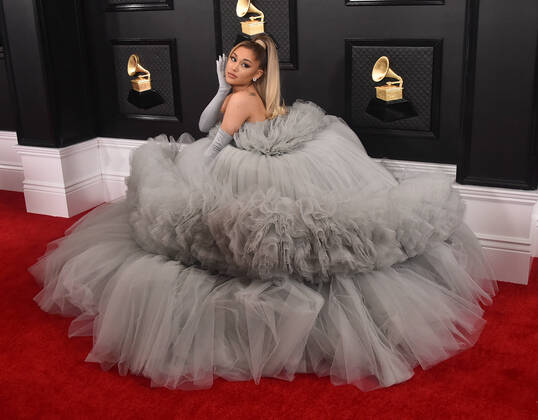 Ariana Grande arriving at the 62nd Annual GRAMMY Awards in Los Angeles, California - Jan 26, 2020 - GRAMMY Awards 2020, Los Angeles California United States Staples Center  Copyright: xArroyo-OConnorx 2020_Grammy_Awards__TnL_364
