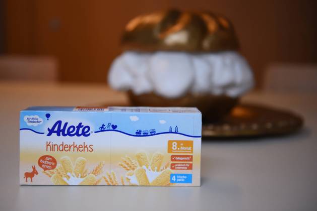 Food Watch vergibt den Goldenen Windbeutel an Alete 28.11.2017 Bad Homburg x1x Food Watch vergibt den Goldenen Windbeutel für die größte Webelüge an die Firma Alete . Der Negativ-Preis wurde für den hohen Zuckergehalt im Alete Kinderkeks ab dem 8. Monat verliehen. Bad Homburg Bad Homburg Hessen Germany