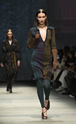 Milan, Italy MFW MISSONI photocall and show MILAN FASHION WEEK woman Fall-Winter 2020-21 In the photo: Gigi Hadid MISSONI show Copyright: xNickxZonnax xIPAx xNickxZonnax