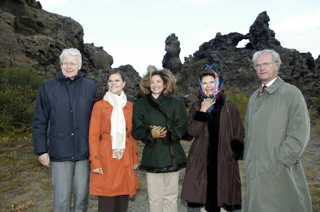 Crown Princess Victoria, King Carl XVI Gustaf, Queen Silvia, Olafur Ragnar Grimsson, Dorrit Moussaieff State Visit Iceland 2004 09 09 c Charles Hammarsten IBL royal house Sweden x2492x, Copyright: xTTxImagex xIBLx TT NYHETSBYRÅN