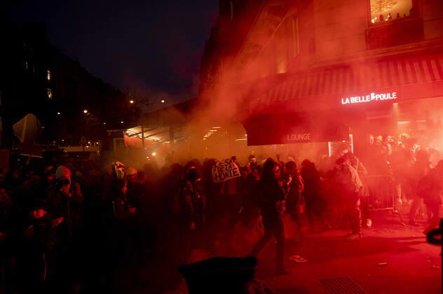 Paris, Proteste vor der Verleihung des französischen Filmpreises Cesar Manifestation de groupe feministes devant la salle Pleyel avant la 45e Ceremonie des Cesar NEWS : 45e Ceremonie des Cesar 2020 - Paris - 28 02 2020 JBAutissier Panoramic 