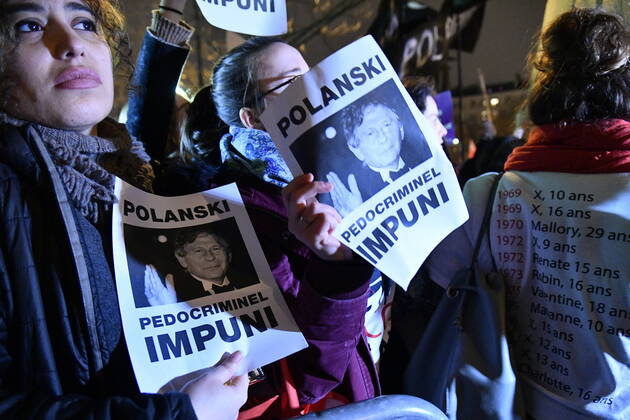 News Bilder des Tages Demonstration of women during the Cesar ceremony to protest against the appointments of Roman Polanski.  JulienxMattiax xLexPictorium LePictorium_0225133