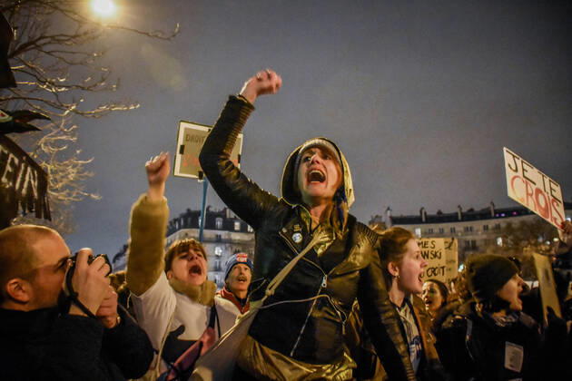 Protestators outside salle Pleyel before 2020 Cesar ceremony. Rassemblement de militantes et d associations féministes lors d une manifestation organisée par Osez le féminisme devant la salle Pleyel à Paris lors de la 45e édition de la cérémonie des César. Les participantes sont venues protester contre les 12 nominations du film J accuse de Roman Polanski. 251998 2020-02-27 Paris France  Copyright: xBarbaraxNeymanx xStarfacex STAR_251998_066
