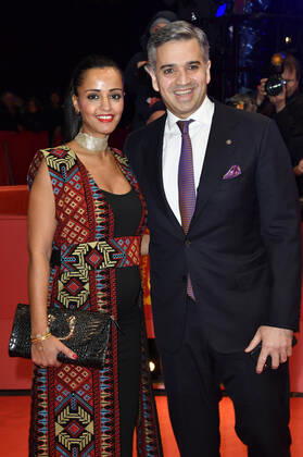 Sawsan Chebli mit Ehemann Nizar Maarouf bei der Closing Ceremony mit Preisverleihung auf der Berlinale 2020 70. Internationale Filmfestspiele Berlin im Berlinale Palast. Berlin, 29.02.2020