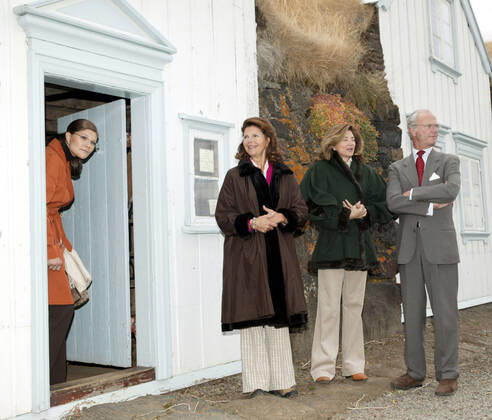 Crown Princess Victoria, King Carl XVI Gustaf, Queen Silvia, Dorrit Moussaieff State Visit Iceland 2004 09 09 c Charles Hammarsten IBL royal house Sweden x2492x, Copyright: xCharlesxHammarsten TTx