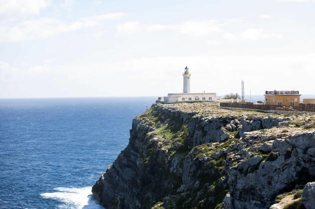 Der Leuchtturm der Insel Lampedusa (Italien). Lampedusa, 05.03.2020