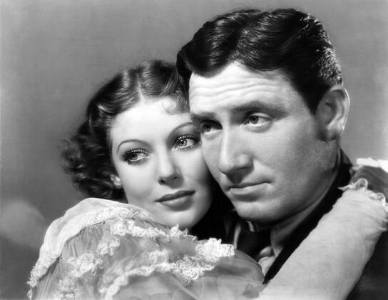 MAN S CASTLE, Loretta Young, Spencer Tracy, 1933 Courtesy Everett Collection PUBLICATIONXNOTxINxCANxCHNxFRAxITAxJPNxNORxPOLxRUSxESPxUKxUSA Copyright: xCourtesyxEverettxCollectionx MBDMACA EC096