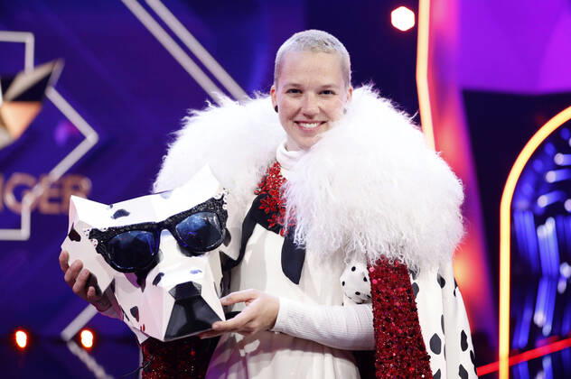 Bilder des Jahres 2020, Entertainment 03 März Entertainment Themen der Woche KW11 Stefanie Heinzmann als Dalmatiner in der 1. Live Show der 2. Staffel The Masked Singer 2020 in den MMC Studios Köln-Ossendorf. Köln, 10.03.2020