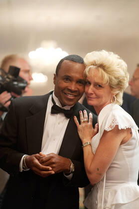 OSCARS: Beste Nebendarstellerin, PreistrÃ¤gerinnen 2011-2020 THE FIGHTER, from left: Sugar Ray Leonard, Melissa Leo, 2010. ph: Jojo Whilden Paramount Pictures courtesy Everett Collection Paramount Courtesy Everett Collection !ACHTUNG AUFNAHMEDATUM GESCHÃ„TZT! PUBLICATIONXNOTxINxCANxCHNxFRAxITAxJPNxNORxPOLxRUSxESPxUKxUSA Copyright: xParamount CourtesyxEverettxCollectionx MCDFIGH EC083