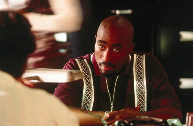 GANG RELATED, Tupac Shakur, 1997, (c) Orion courtesy Everett Collection Orion Pictures Corp Courtesy Everett Collection !ACHTUNG AUFNAHMEDATUM GESCHÃ„TZT! PUBLICATIONXNOTxINxCANxCHNxFRAxITAxJPNxNORxPOLxRUSxESPxUKxUSA Copyright: xOrionxPicturesxCorp CourtesyxEverettxCollectionx MCDGARE EC008