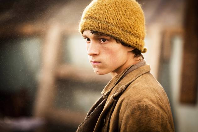IN THE HEART OF THE SEA, (aka HEART OF THE SEA), Tom Holland, 2015. ph: Jonathan Prime Warner Bros. Courtesy Everett Collection Warner Bros Courtesy Everett Collection !ACHTUNG AUFNAHMEDATUM GESCHÃ„TZT! PUBLICATIONXNOTxINxCANxCHNxFRAxITAxJPNxNORxPOLxRUSxESPxUKxUSA Copyright: xWarnerxBros CourtesyxEverettxCollectionx MCDINTH EC723