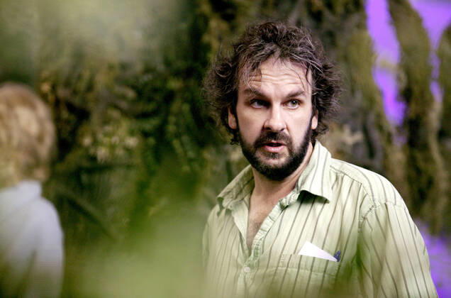 KING KONG, Director Peter Jackson, on set, 2005, (c) Universal courtesy Everett Collection Universal Courtesy Everett Collection !ACHTUNG AUFNAHMEDATUM GESCHÃ„TZT! PUBLICATIONXNOTxINxCANxCHNxFRAxITAxJPNxNORxPOLxRUSxESPxUKxUSA Copyright: xUniversal CourtesyxEverettxCollectionx MCDKIKO EC124