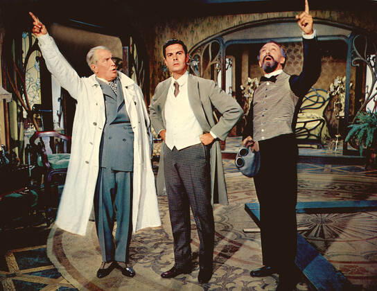 GIGI, Maurice Chevalier, Louis Jourdan, John Abbott, 1958 Courtesy Everett Collection !ACHTUNG AUFNAHMEDATUM GESCHÃ„TZT! PUBLICATIONXNOTxINxCANxCHNxFRAxITAxJPNxNORxPOLxRUSxESPxUKxUSA Copyright: xCourtesyxEverettxCollectionx MMDGIGI EC006
