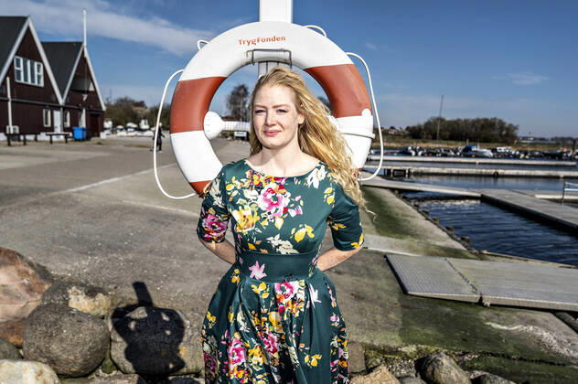 Bilder des Jahres 2020, Entertainment 03 März Entertainment Themen der Woche KW13 Komiker Sanne Soendergaard, fotograferet ved Egaa , onsdag den 25. marts 2020.. , Egaa Marina Jylland Denmark Copyright: HenningxBagger HenningxBaggerx spdk20200325-122627-L