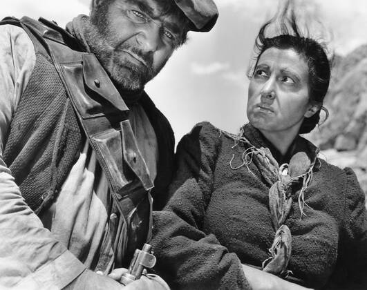 OSCARS. Beste Nebendarstellerin. PreistrÃ¤gerinnen 1941-1950 FOR WHOM THE BELL TOLLS, from left: Akim Tamiroff, Katrina Paxinou, 1943 Courtesy Everett Collection !ACHTUNG AUFNAHMEDATUM GESCHÃ„TZT! PUBLICATIONXNOTxINxCANxCHNxFRAxITAxJPNxNORxPOLxRUSxESPxUKxUSA Copyright: xCourtesyxEverettxCollectionx MBDFOWH EC054