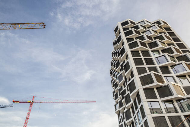 Modern high-rise residential building in Munich, Germany MAMF01234