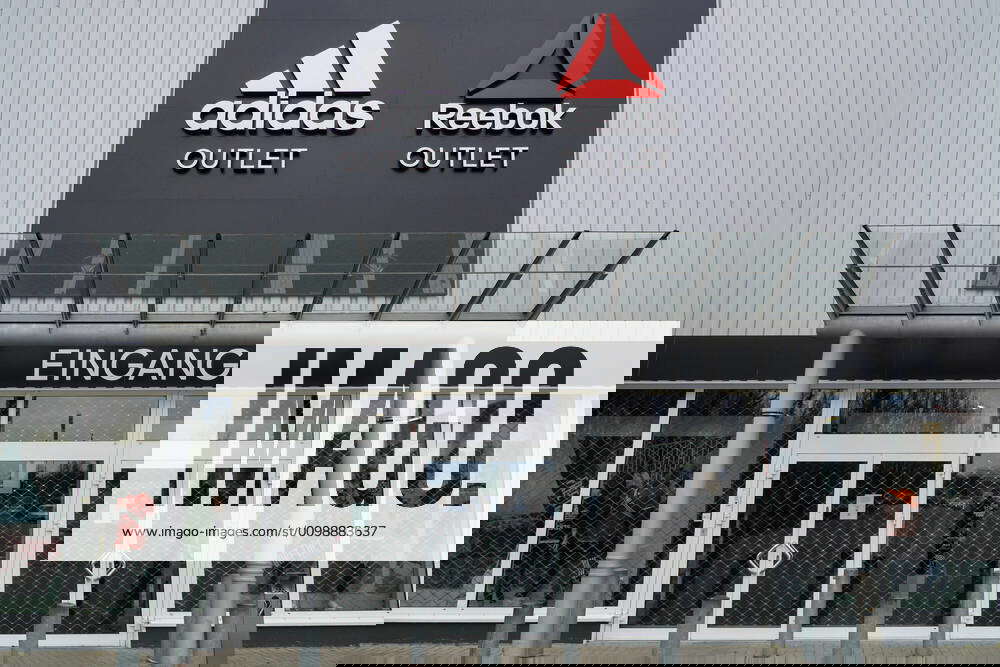 adidas reebok logo
