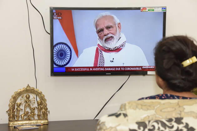 India: PM Modi extends lockdown till 3rd May 2020 Indian Prime Minister Narendra Modi addressing the nation today, the 21st day of the nationwide lockdown, at 10 am on Tuesday, 14th April, 2020 for 24 Minutes on the situation arising out of Novel Coronavirus (COVID-19) pandemic. This is his 4th address to the nation within a month related to the COVID-19 crisis. Following requests from states to extend the lockdown, PM Modi announced that the nationwide lockdown will continue till 3rd May, 2020. Kolkata West Bengal India Copyright: BiswarupxGanguly