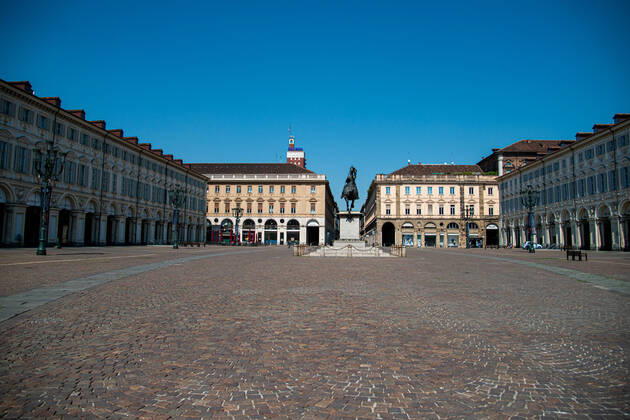 Italy: Turin lockdown 14th April 2020 A view shows Piazza San Carlo and a deserted Turin on April 14, 2020 in Italy, during the country s lockdown aimed at curbing the spread of the COVID-19 infection, caused by the novel coronavirus. Turin Piedmont Turin Italy Copyright: AlbertoxGandolfo
