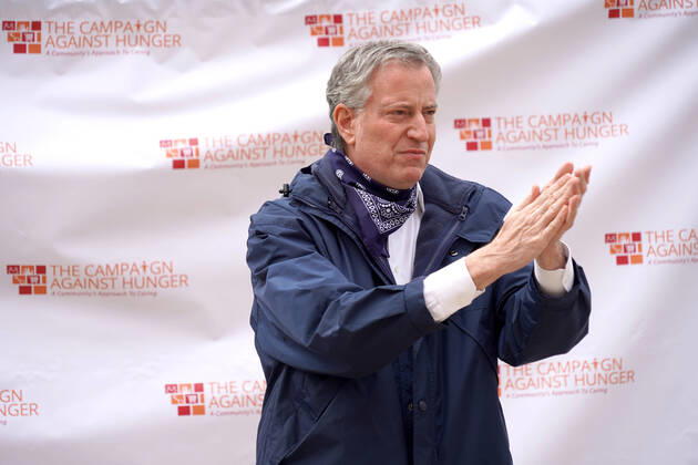April 14, 2020, New York, New York, USA: Mayor BILL DI BLASIO holds a press conference at The Campaign Against Hunger Food Pantry,.Brooklyn, NY.April 14, 2020.Photos by Sonia Moskowitz. New York USA - ZUMAm334 20200414_zep_m334_021 Copyright: xSoniaxMoskowitzxGordonx