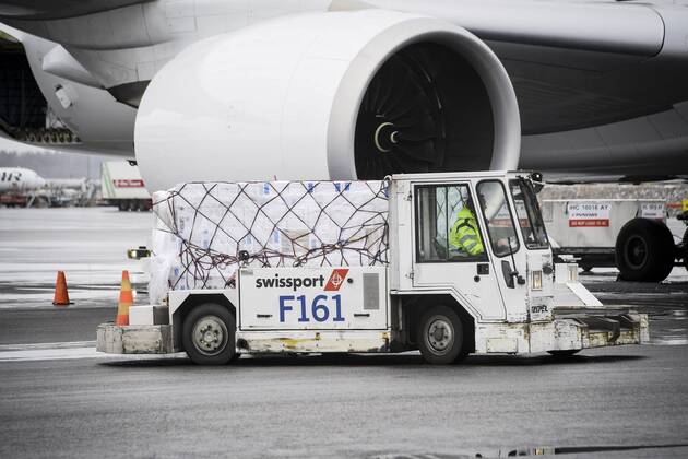 Workers unload a Finnair cargo plane which arrived from China with medical equipment needed against the novel coronavirus at the Helsinki-Vantaa Airport in Vantaa, Finland on April 15, 2020. Vantaa Finland  Copyright: xEmmixKorhonenx LKKTH20200415142827TSVC