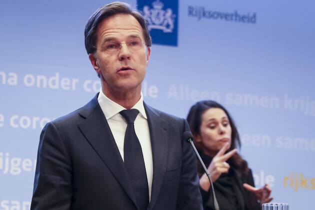 DEN HAAG, 15-04-2020 , Dutchnews,Press conference about the coronavirus in The Netherlands. Minister President minister Algemene Zaken Mark Rutte and Viceminister President en Minister van Volksgezondheid, Welzijn en Sport Hugo de Jonge. Translator Irma Sluis. Press conference about the coronavirus  x7821478x Copyright: