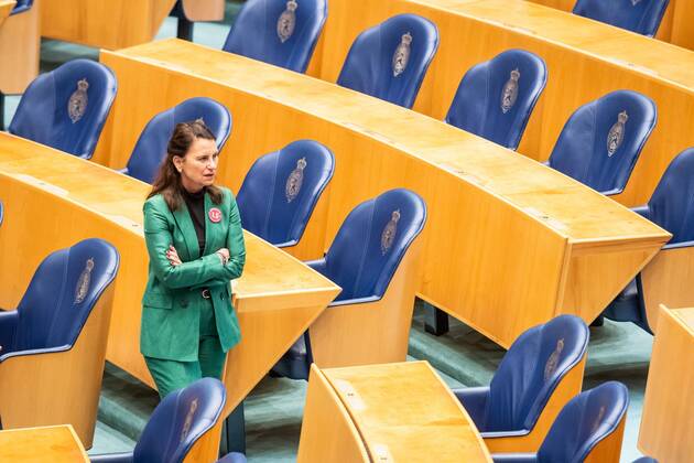 DEN HAAG, 16-04-2020, Debate about the coronavirus in Dutch Parliament. D66 Member of parliament Antje Diertens. Debate about the coronavirus in Dutch Parliament  x7828064x Copyright: