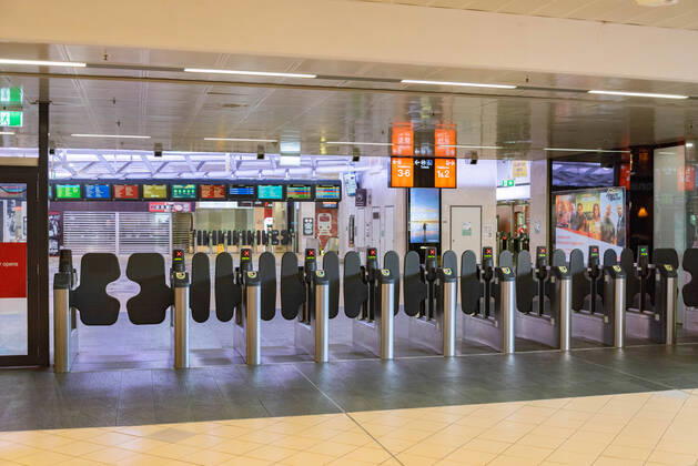 April 16, 2020, Queensland, Australia: A tickets gate at a train station deserted during Coronavirus crisis..Australian states including Queensland take strict new lockdown rules to stop the spread of Covid-19. Queensland Australia - ZUMAs197 20200416_zaa_s197_015 Copyright: xFlorentxRolsx