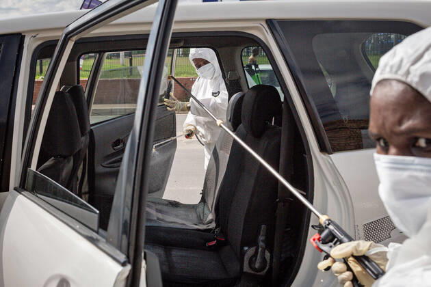(200416) -- JOHANNESBURG, April 16, 2020 (Xinhua) -- Staff disinfect a car in Johannesburg, South Africa, April 16, 2020. South Africa on Wednesday reported seven more deaths from the novel coronavirus, bringing the death toll to 34. The total number of confirmed cases in the country surged to 2,506, up by 91 from Tuesday s announcement. (Photo by Yeshiel Xinhua) SOUTH AFRICA-JOHANNESBURG-COVID-19 