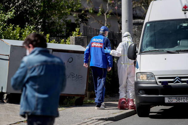 Zagreb: Evacuation of beneficiaries of the Bene Vita Nursing Home PROTECT PERSONAL IDENTITY WHEN PUBLISHING PHOTOS 16.04.2020., Croatia, Zagreb - The beneficiaries of the private Home for the Elderly and Disabled Bene Vita are being transported to Zagreb hospitals for COVID-19 infection. IgorxKralj PIXSELL