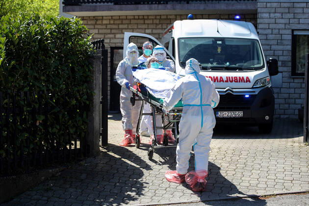 Zagreb: Evacuation of beneficiaries of the Bene Vita Nursing Home PROTECT PERSONAL IDENTITY WHEN PUBLISHING PHOTOS 16.04.2020., Croatia, Zagreb - The beneficiaries of the private Home for the Elderly and Disabled Bene Vita are being transported to Zagreb hospitals for COVID-19 infection. IgorxKralj PIXSELL
