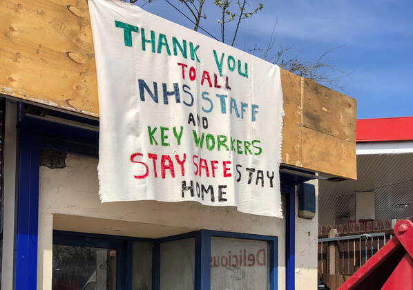 High Wycombe, UK. 16th April, 2020. A banner thanking NHS & Key workers during the Covid-19 Pandemic as the UK Government advice to maintain social distancing and minimise time outside in High Wycombe on 16 April 2020. Copyright: xAndyxRowlandx PMI-3462-0076
