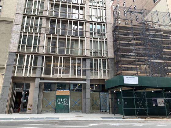 April 16, 2020, New York, New York, USA: New York seems like a ghost town during the CORONA VIRUS COVID-19 PANDEMIC. Jobs have been lost across numerous industries including hotels, restaurants, retailers, and manufacturers. The Commerce Department reported a drastic drop in monthly retail sales, and the Federal Reserve announced that industrial production had seen its harshest decline since 1946..April 16, 2020 New York USA - ZUMAm57_ 20200416_zaf_m57_019 Copyright: xJohnxMarshallxMantelx
