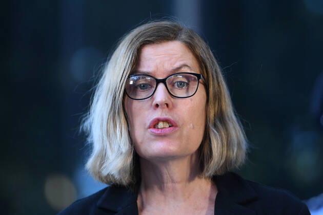 GLADYS BEREJIKLIAN CORONAVIRUS PRESSER, NSW Chief Health Officer Dr Kerry Chant speaks to the media during a press conference in Sydney, Friday, April 17, 2020. ( NO ARCHIVING, EDITORIAL USE ONLY, NO USE IN BOOKS WITHOUT CONSENT SYDNEY NSW AUSTRALIA  Copyright: xDANxHIMBRECHTSx 20200417001463872128