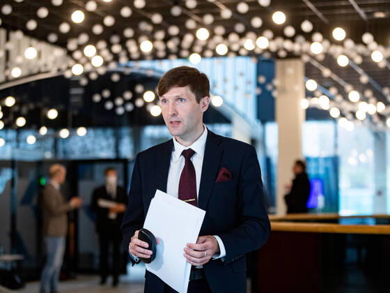 Tallinn, 16.04.2020 The government s press conference which attended by Minister of Finance Martin Helme, Prime Minister Jüri Ratas and Minister of Foreign Affairs Urmas Reinsalu Restrictions introduced for the emergency situation will continue for May and June. In the picture Martin Helme. FOTO: Mihkel Maripuu Postimees TALLINN HARJUMAA ESTONIA  Copyright: xMIHKELxMARIPUUx