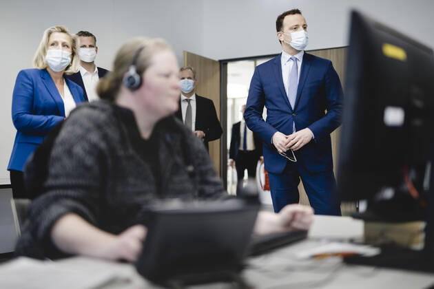 Bundesgesundheitsminister Jens Spahn (CDU) im Rahmen eines Besuchs der Kassenaerztlichen Vereinigung Hamburg. Hamburg, 17.04.2020. Hamburg Germany