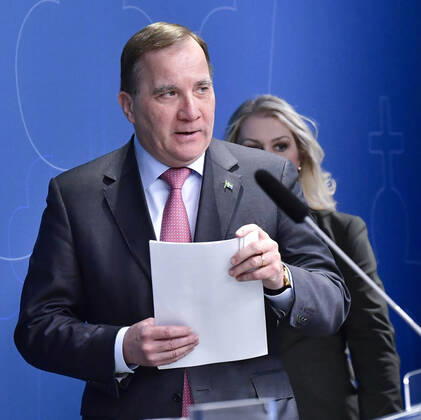 Sweden s Prime Minister Stefan Löfven during a press briefing on Friday in Stockholm, Sweden, April 17, 2020 on the coronavirus Covid 19 situation STOCKHOLM Sweden x10030x,  Copyright: xJonasxEkströmer TTx SWEDEN CORONA PRESS BRIEFING