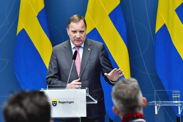 Sweden s Prime Minister Stefan Löfven during a press briefing on Friday in Stockholm, Sweden, April 17, 2020 on the coronavirus Covid 19 situation STOCKHOLM Sweden x10030x,  Copyright: xJonasxEkströmer TTx SWEDEN CORONA PRESS BRIEFING