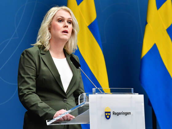 Sweden s Minister for Health and Social Affairs Lena Hallengren during a press briefing on Friday in Stockholm, Sweden, April 17, 2020 on the coronavirus Covid 19 situation STOCKHOLM Sweden x10030x,  Copyright: xJonasxEkströmer TTx SWEDEN CORONA PRESS BRIEFING