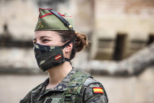 April 17, 2020: April 17, 2020 (Malaga) Legionary woman of the lightweight group of Ronda cavalry of the third of the Legion is carrying out the tasks of surveillance in the town of Rincon de la Victoria by rural areas, streets and beaches. - ZUMAc161 20200417_zap_c161_003 Copyright: xLorenzoxCarnerox