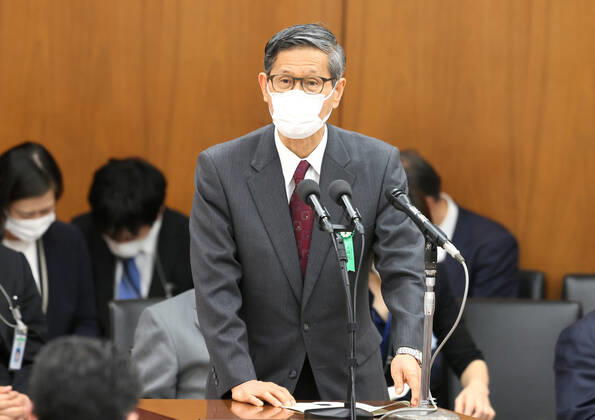 April 17, 2020, Tokyo, Japan - Shigeru Omi, president of Japan Committee Health Care Organization and the government s new coronavirus expert meeting member wearing a face mask answers a question at Lower House s health, labour and welfare committee session at the National Diet in Tokyo on Friday, April 17, 2020. Abe expanded a state of emergency across Japan to prevent outbreak of the new coronavirus on April 17.  (125461144)