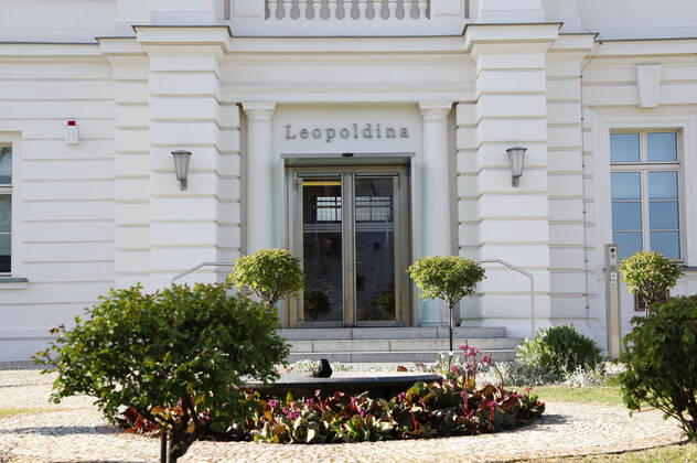 Die Forschungsgemeinschaft Leopoldina ist ein wichtiger Berater der Bundesregierung und macht konkrete Vorschläge für Maßnahmen während der Coronakrise. Halle (Saale), 17.04.2020