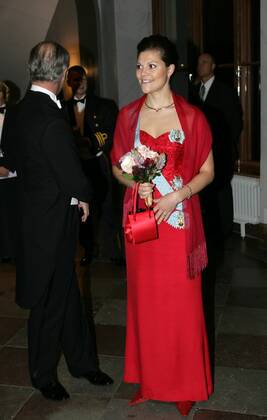 Crown Princess Victoria and King Carl XVI Gustaf Attendance at the Royal Musical Academys Feast Meeting with Subsequent Dinner, Musical Academy, Grand Hôtel 2006 11 27 c Charles Hammarsten IBL Kings House Sweden x2492x, Copyright: xCharlesxHammarsten TTx