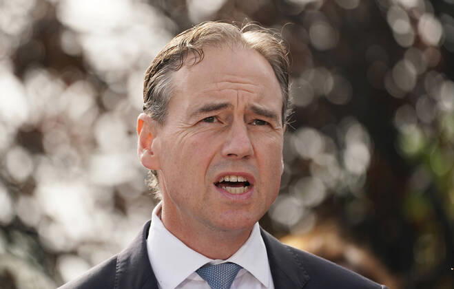 GREG HUNT COVID-19 PRESSER, Australian Health Minister Greg Hunt speaks to the media during a press conference outside of the Mornington Medical Centre in Mornington, Sunday, April 19, 2020. Hunt announced the Australian Government has secured more than three million additional doses of seasonal influenza vaccines and the arrival of 58 million protective face masks that will help provide essential protection for frontline health workers at risk of COVID-19. ( NO ARCHIVING, EDITORIAL USE ONLY, NO USE IN BOOKS WITHOUT CONSENT MELBOURNE VIC AUSTRALIA  Copyright: xSCOTTxBARBOURx 20200419001464192314