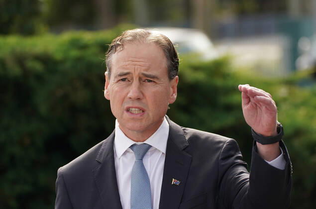 GREG HUNT COVID-19 PRESSER, Australian Health Minister Greg Hunt speaks to the media during a press conference outside of the Mornington Medical Centre in Mornington, Sunday, April 19, 2020. Hunt announced the Australian Government has secured more than three million additional doses of seasonal influenza vaccines and the arrival of 58 million protective face masks that will help provide essential protection for frontline health workers at risk of COVID-19. ( NO ARCHIVING, EDITORIAL USE ONLY, NO USE IN BOOKS WITHOUT CONSENT MELBOURNE VIC AUSTRALIA  Copyright: xSCOTTxBARBOURx 20200419001464194121
