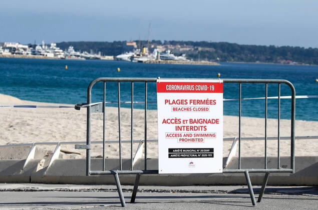 (200419) -- PARIS, April 19, 2020 (Xinhua) -- A beach is closed to the public in Cannes, France, April 18, 2020. The Cannes Film Festival will not take place this year in its original form due to the COVID-19 pandemic. The film festival, one of the largest in the world, was initially due to take place on May 12-23. (Photo by Serge Haouzi Xinhua) FRANCE-CANNES-COVID-19-FILM FESTIVAL 