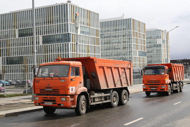 MOSCOW, RUSSIA - APRIL 19, 2020: Road machinery seen by the Novomoskovsky multipurpose medical center for patients with suspected COVID-19 coronavirus infection. Vyacheslav Prokofyev TASS  TS0D65B3