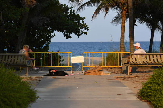 POMPANO BEACH, FL - APRIL 18: General view of South Florida as beaches remain closed during the Coronavirus (COVID-19) pandemic on April 18, 2020 in Pompano Beach, Florida. Copyright: xmpi04 MediaPunchx